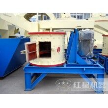 自行式沙石破碎機(jī)價(jià)格不貴，經(jīng)濟(jì)實(shí)惠ZQ82